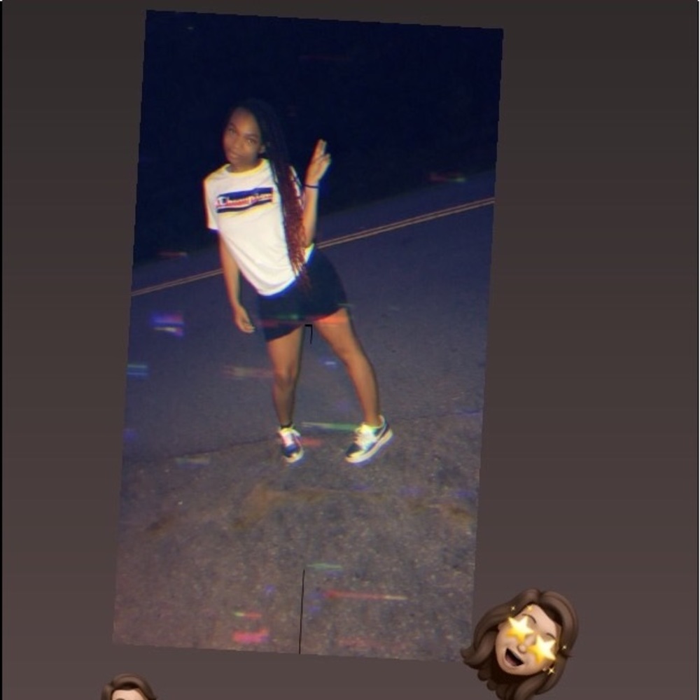 Meet your Posher, Journei